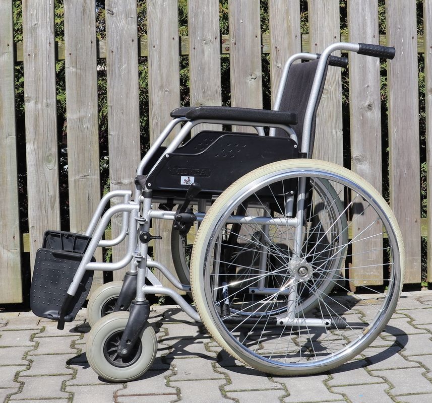 009-Mechanický invalidní vozík Meyra. - 3