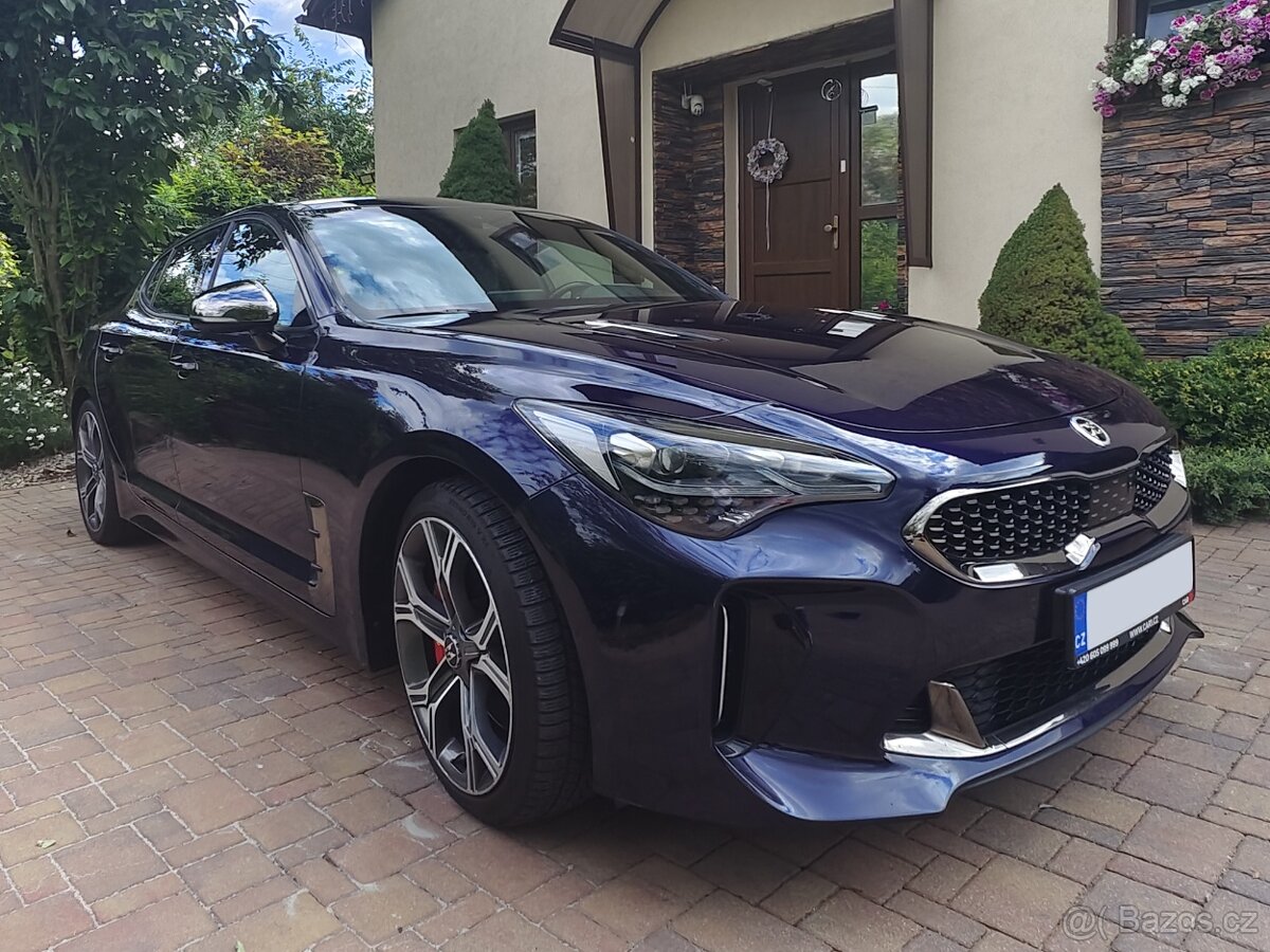 KIA Stinger 3.3 V6, 4x4, 2019 - TOP STAV - 3