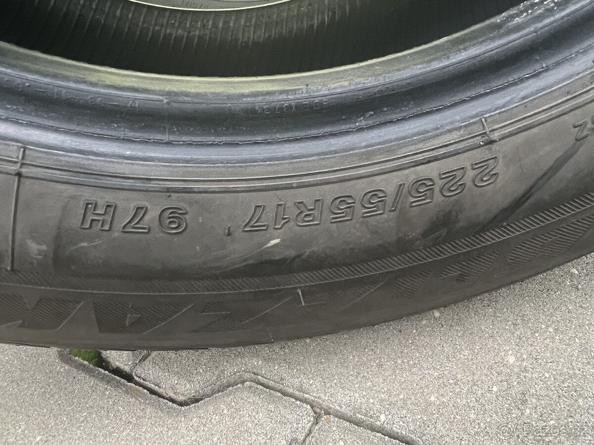 Zimní pneu 225/55/17 Bridgestone Blizzak- Runflat - 3