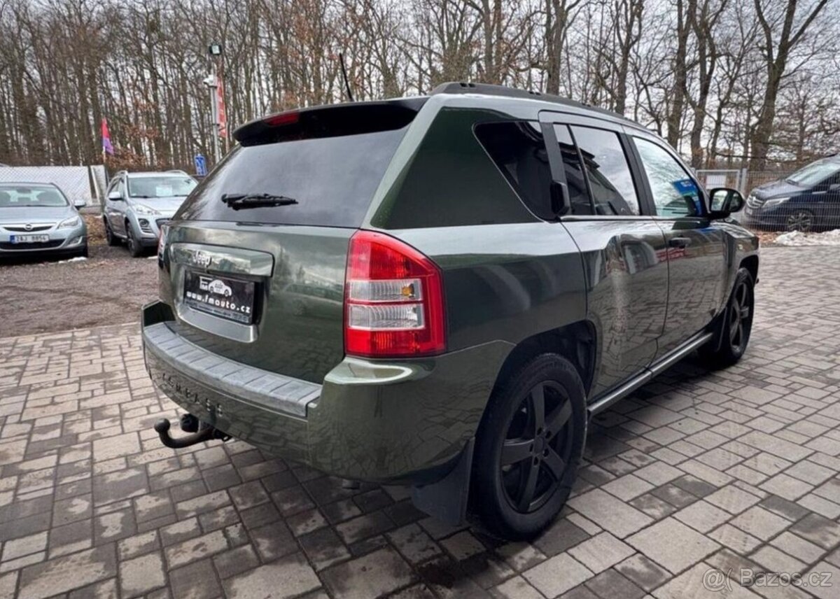 Jeep Compass 2.0 CRDi, 4x4 nafta manuál 88 kw - 3