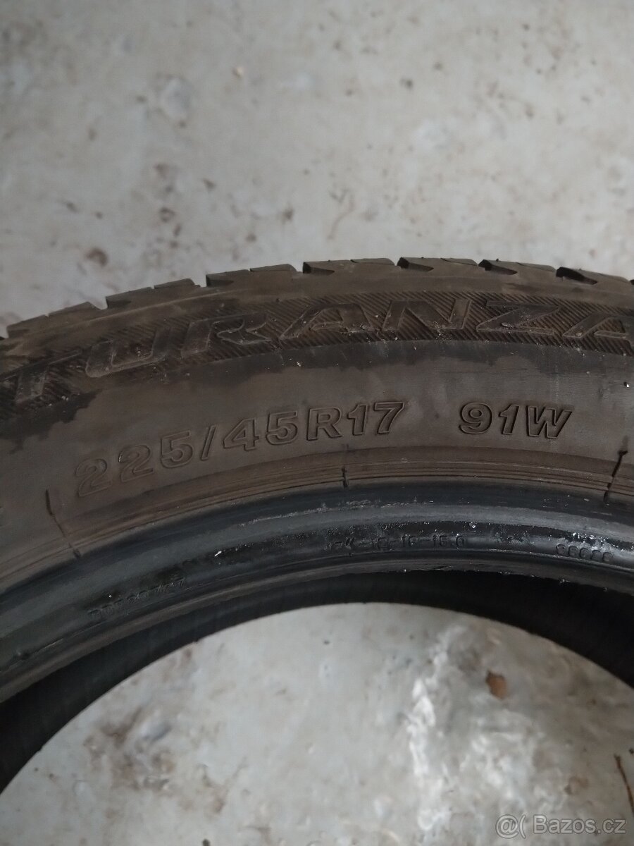 2x letní Bridgestone 225/45 R17. - 3
