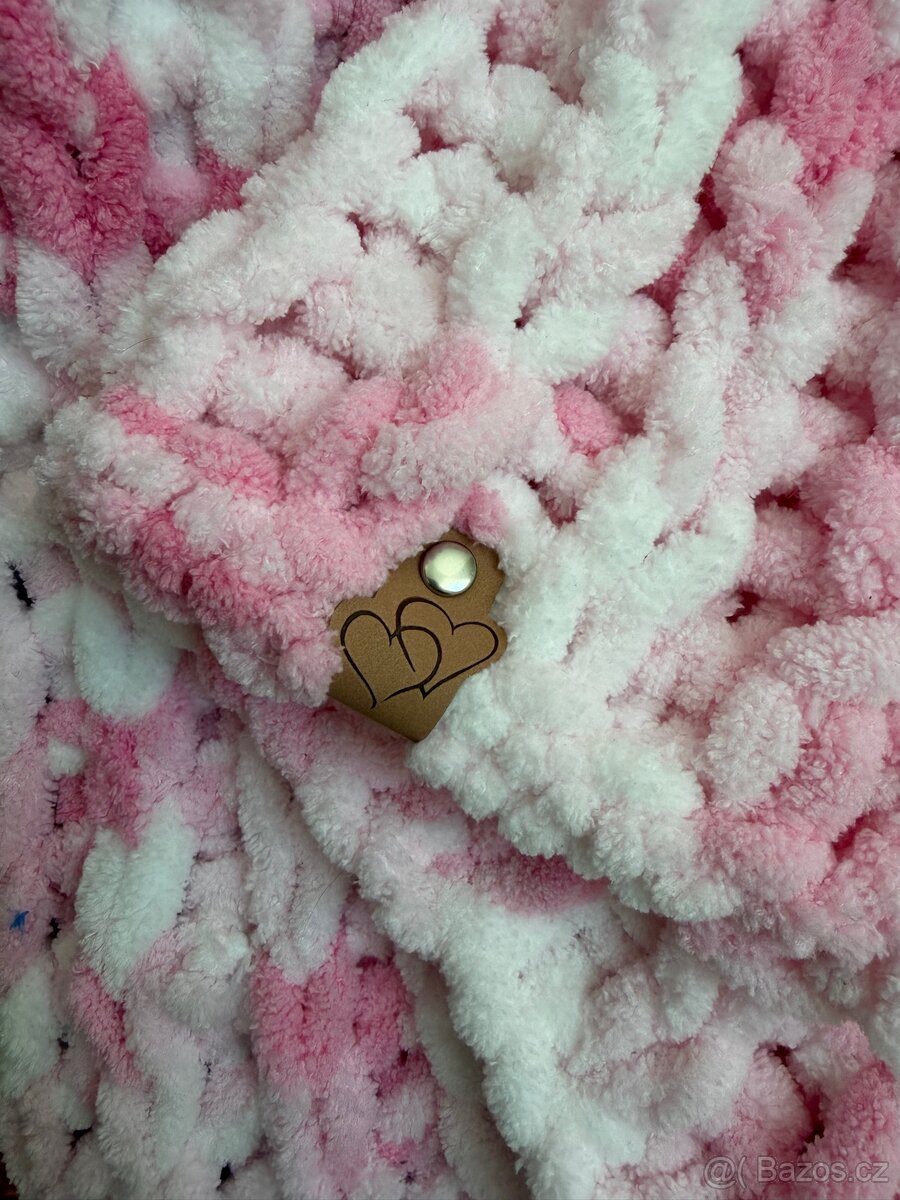 Pletená deka pro miminko růžová - 3