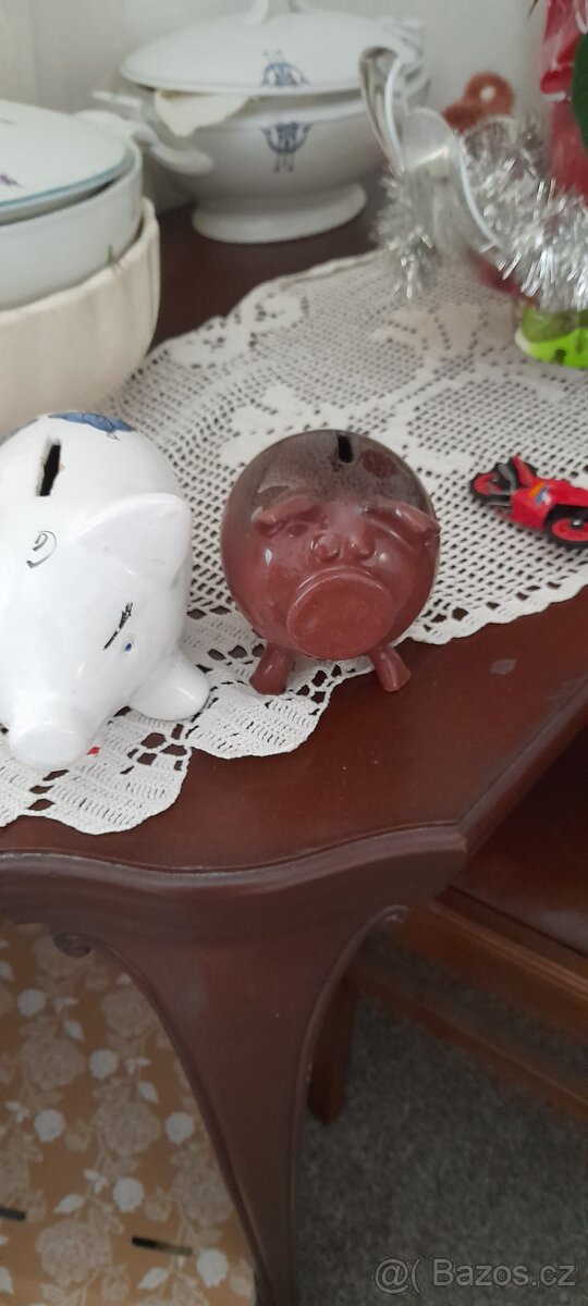 Stará prasátka - 3