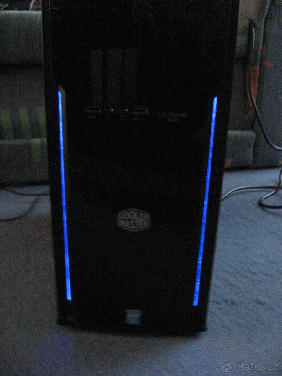 Herní počítač Cooler Master - 3