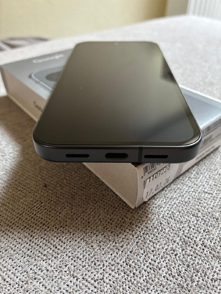 Google Pixel 10a 128 GB - 3