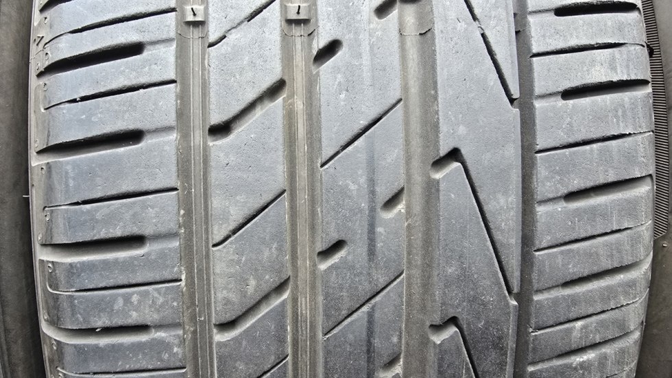 Letní pneu 235/55/18 Hankook - 3