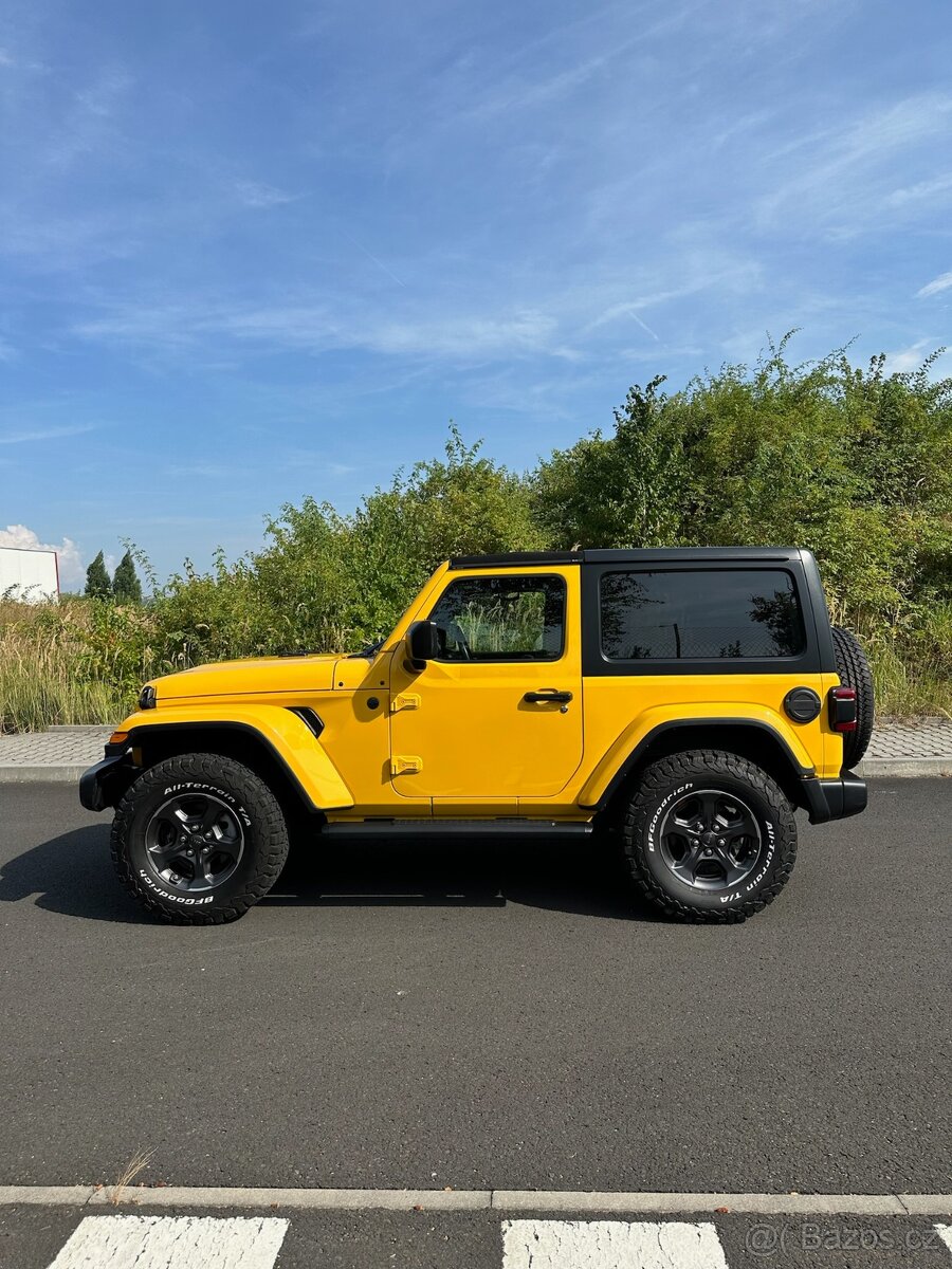 Jeep Wrangler 3.6L 2021 80TH Aniversary
