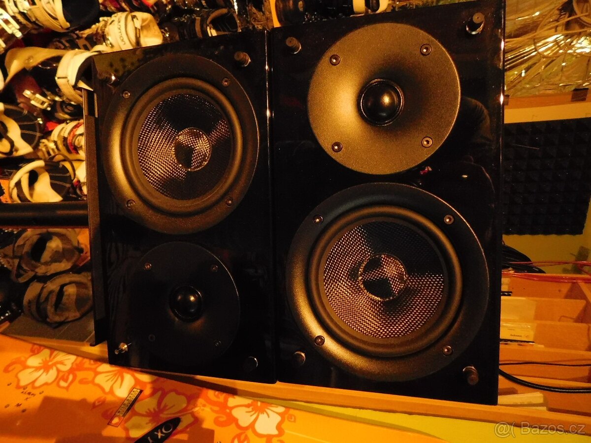 Pioneer HM 86 D - 3