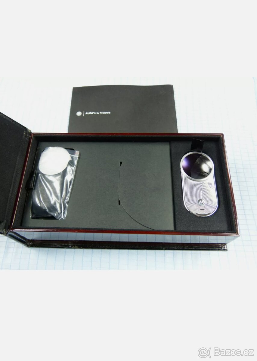 Motorola Aura R1 vymena - 3