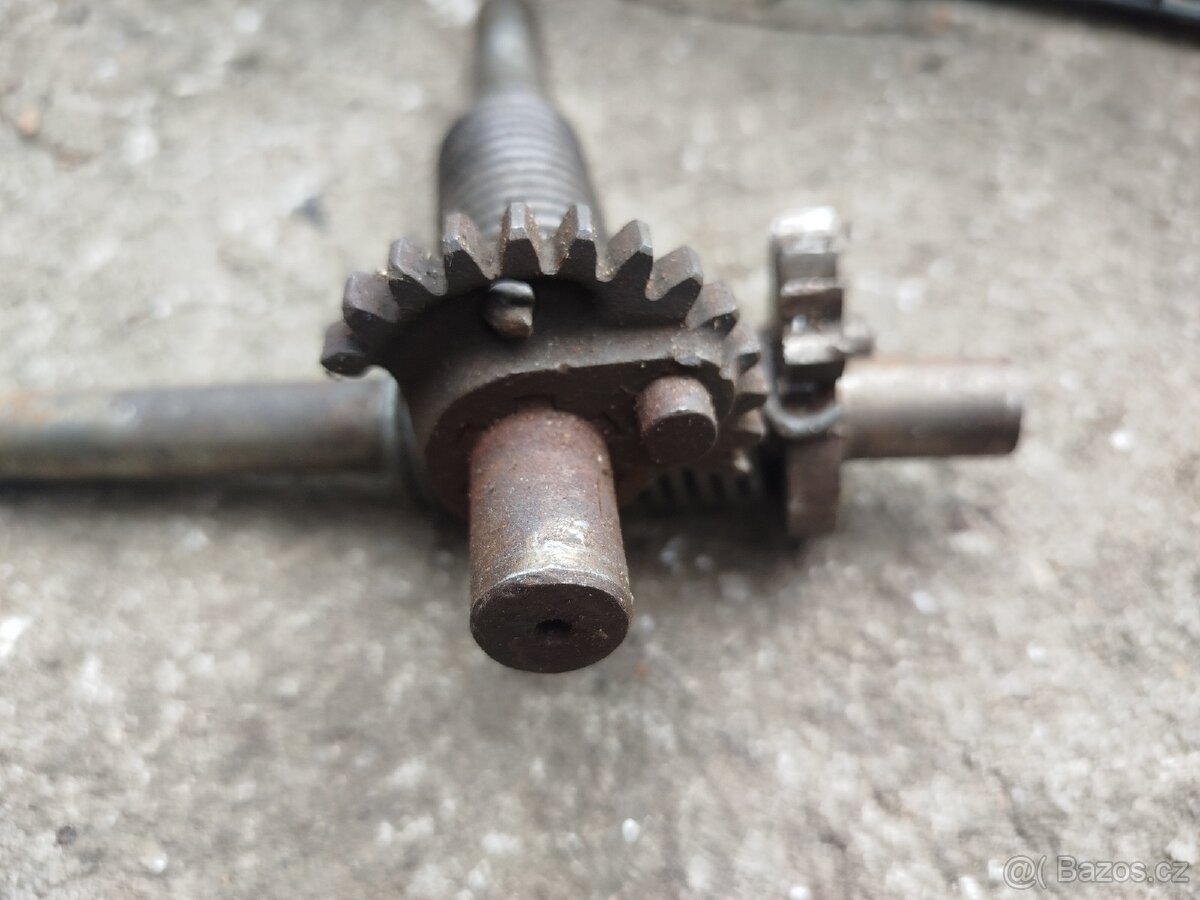 Startovací hřídel pionýr pařez mustang 2ks - 3
