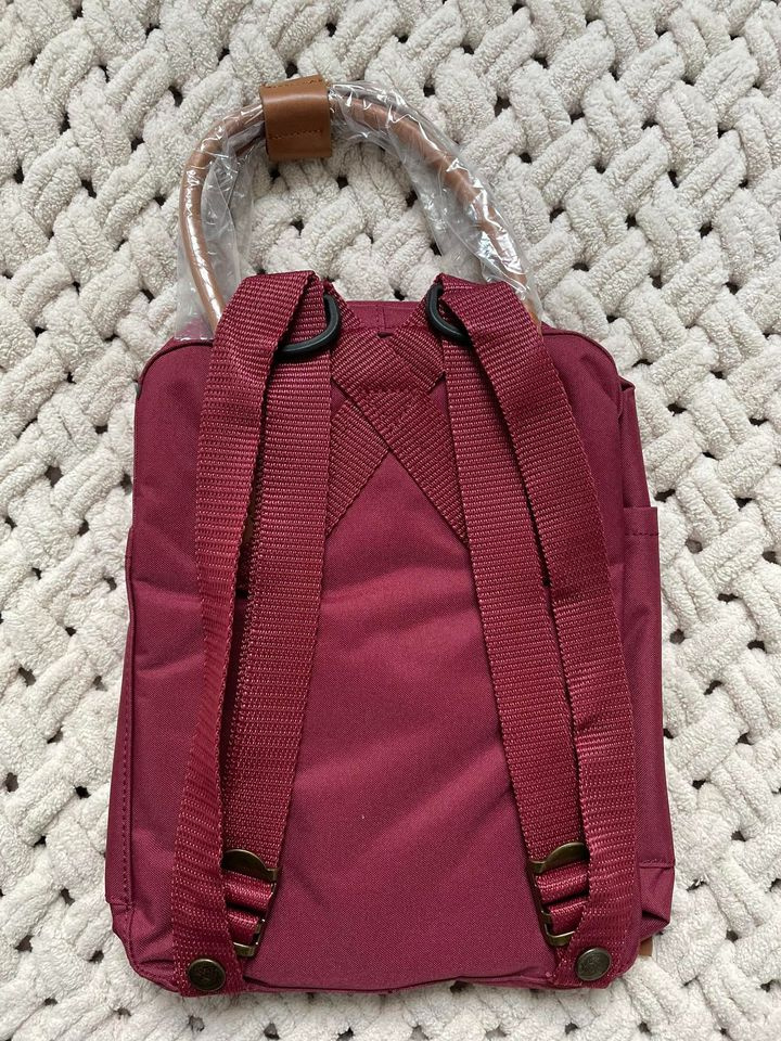 Nový batoh Fjällräven Kanken 7L vínový s hnědými prvky - 3