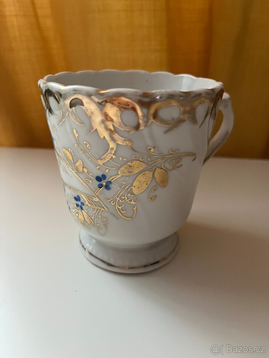 Starý hrneček, zlacený, nápis Marta - 3