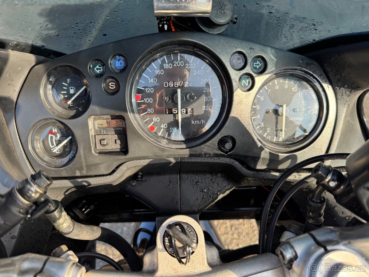 CBR1100 Blackbird - 3