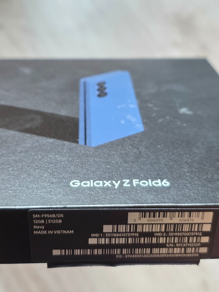 SAMSUNG GALAXY Z FOLD6 || VÝMĚNA ZA IPHONE 17 - 3