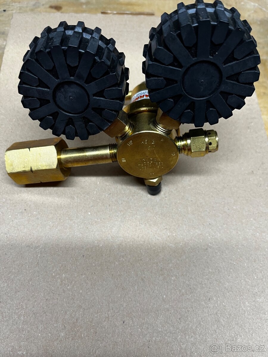 Redukční ventil na formovací plyn N2/H2 95/5 – 2 manometry - 3