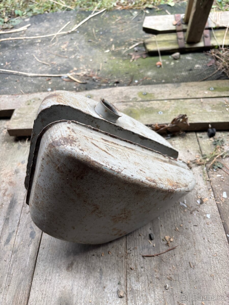 nadrz jawa pionýr 20,21 - 3