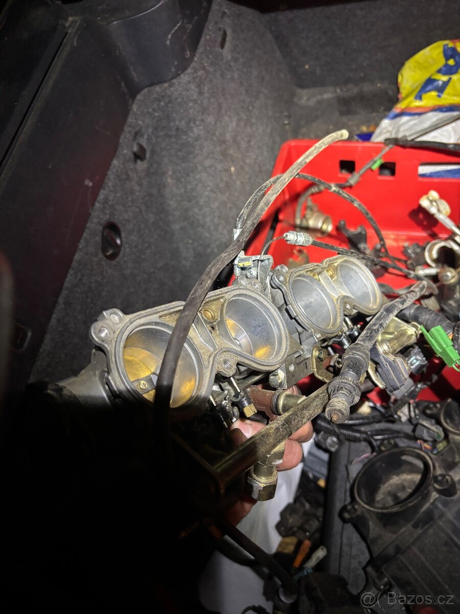 Kompletni vstrikovace Honda CBR 1000RR Fireblade 04-07 SC57 - 3