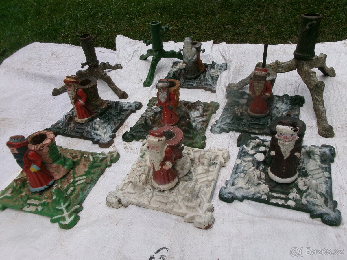 prodám vánoční stojany a různé staré kuchyňské vybavení. - 3