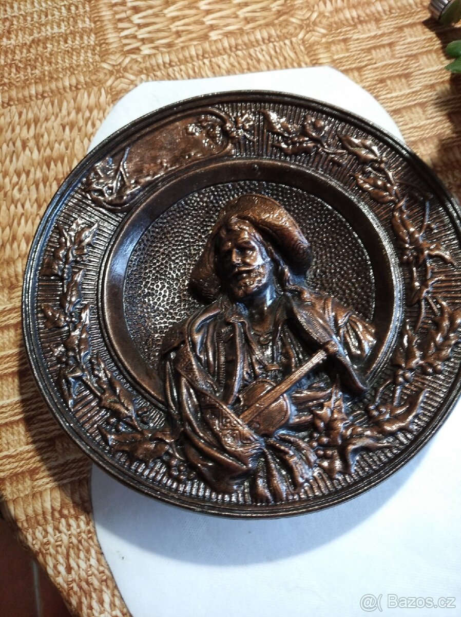 Ozdobný talíř - 3