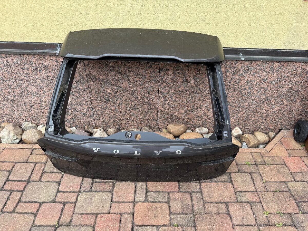 ND Volvo V90 Cross Country - 3