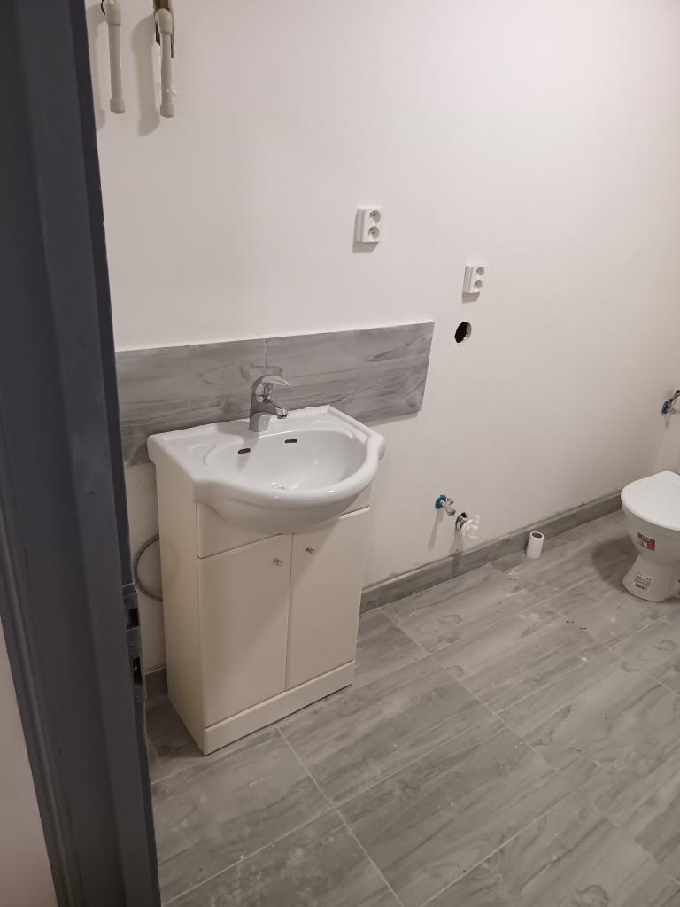 Pronajmu garsonku v Aši - 3