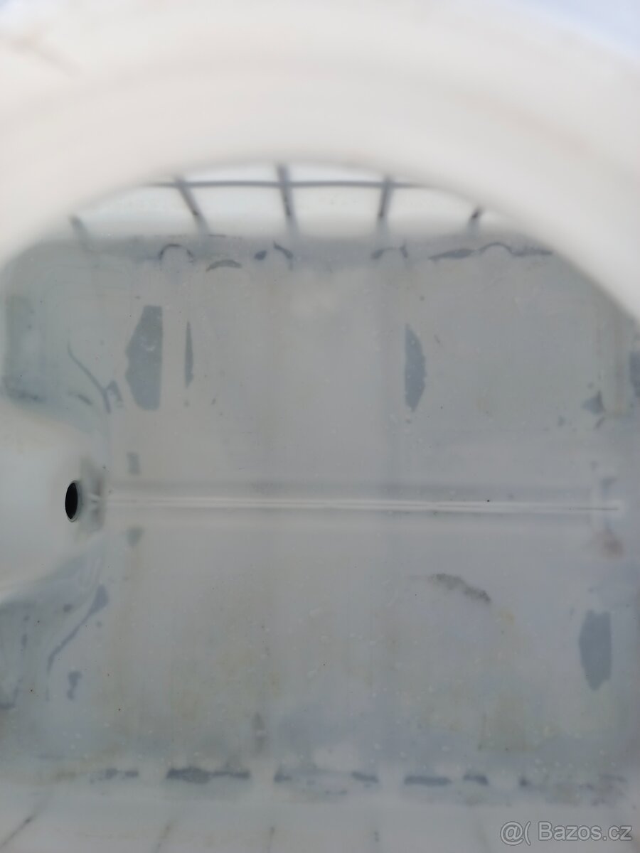 IBC nádrž kontejner 1000l - 3