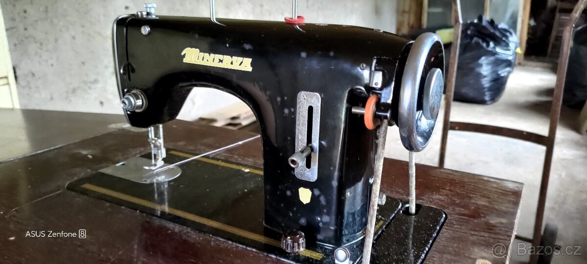 Šicí stroj Minerva - 3