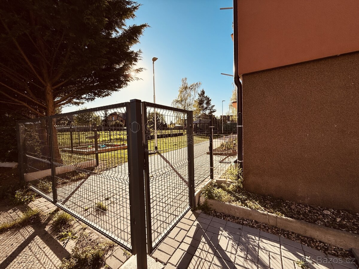 Prodej bytu 3+1, 74.7 m2, Dobroměřice - 3