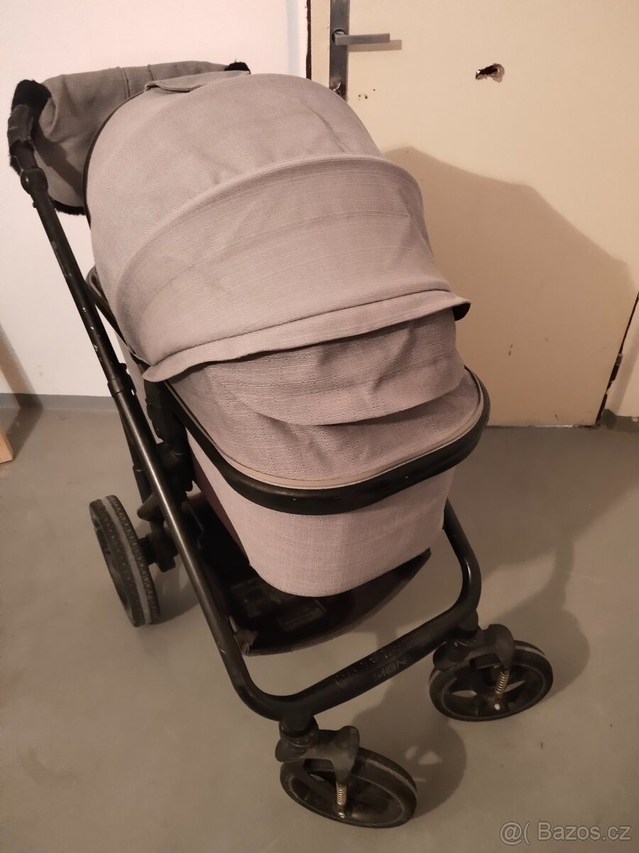Prodám kombinovaný kočárek Moon - 3