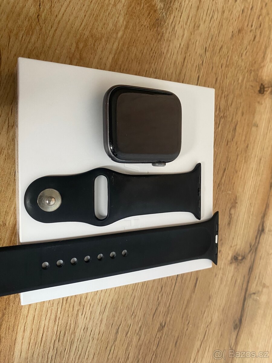 Apple Watch SE - 3