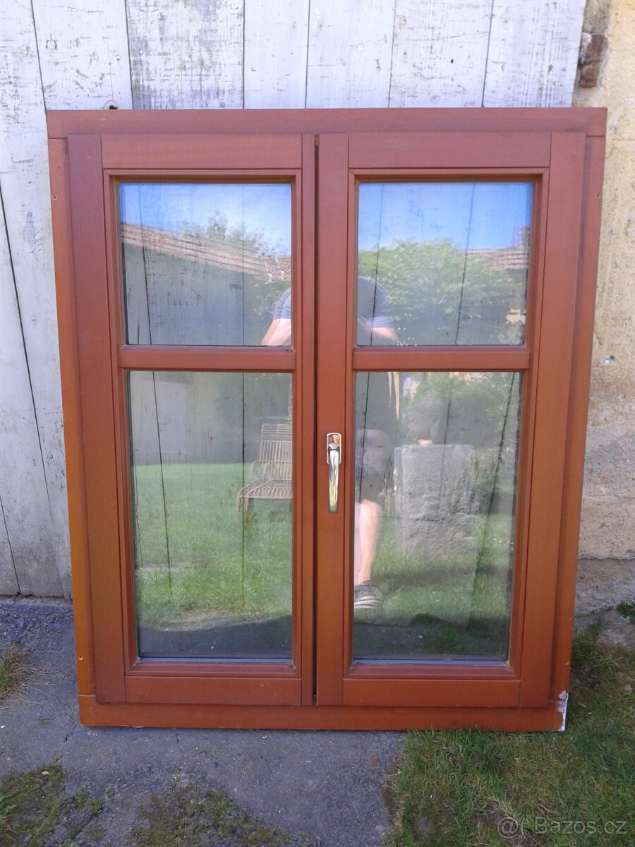 2 kusy - Dřevěné modřínové okno 100 x 120 cm - 3