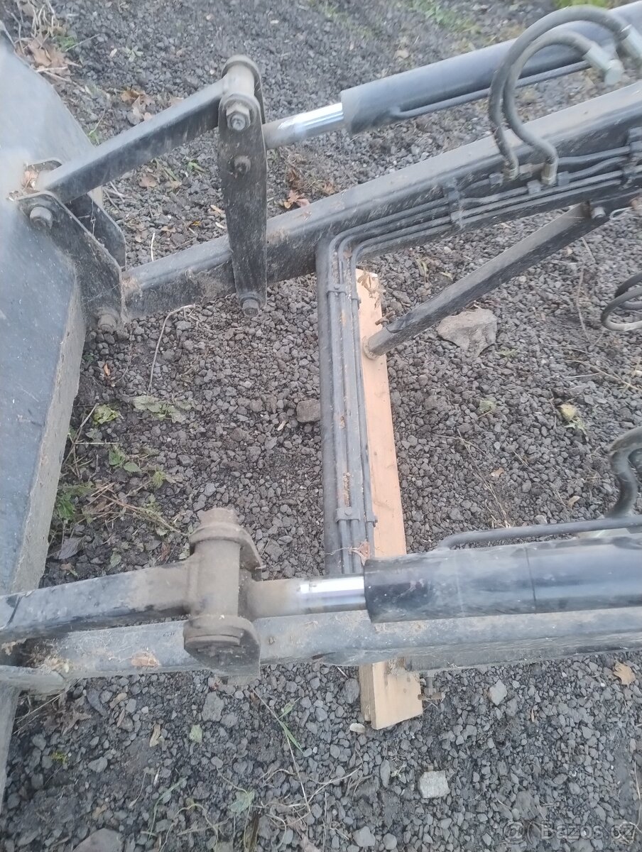 Čelní nakladač AN 10 skoro nepoužívaný - 3