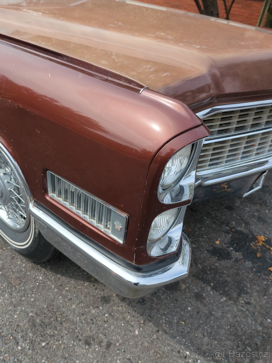 Cadillac Coupe deVille 1966 - 3