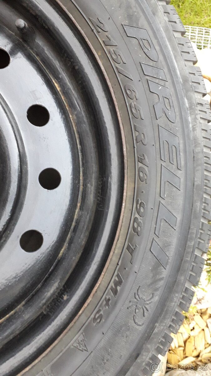 Disky plechove+zimí pneu Pirelli 215/65R16 - 3
