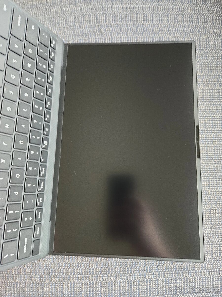 DELL XPS 9310 - luxusní ultrabook - 3