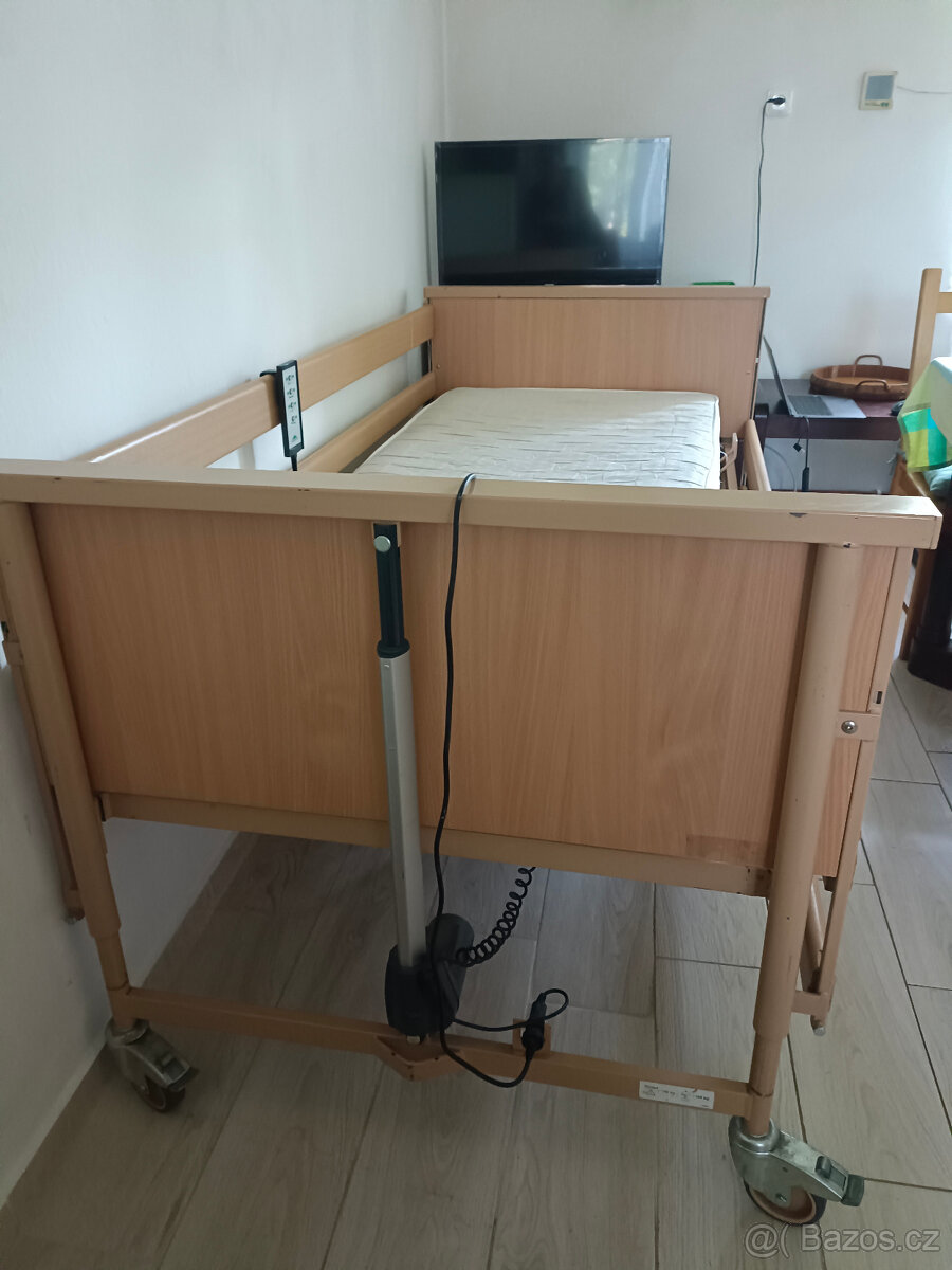 polohovací postel - 3