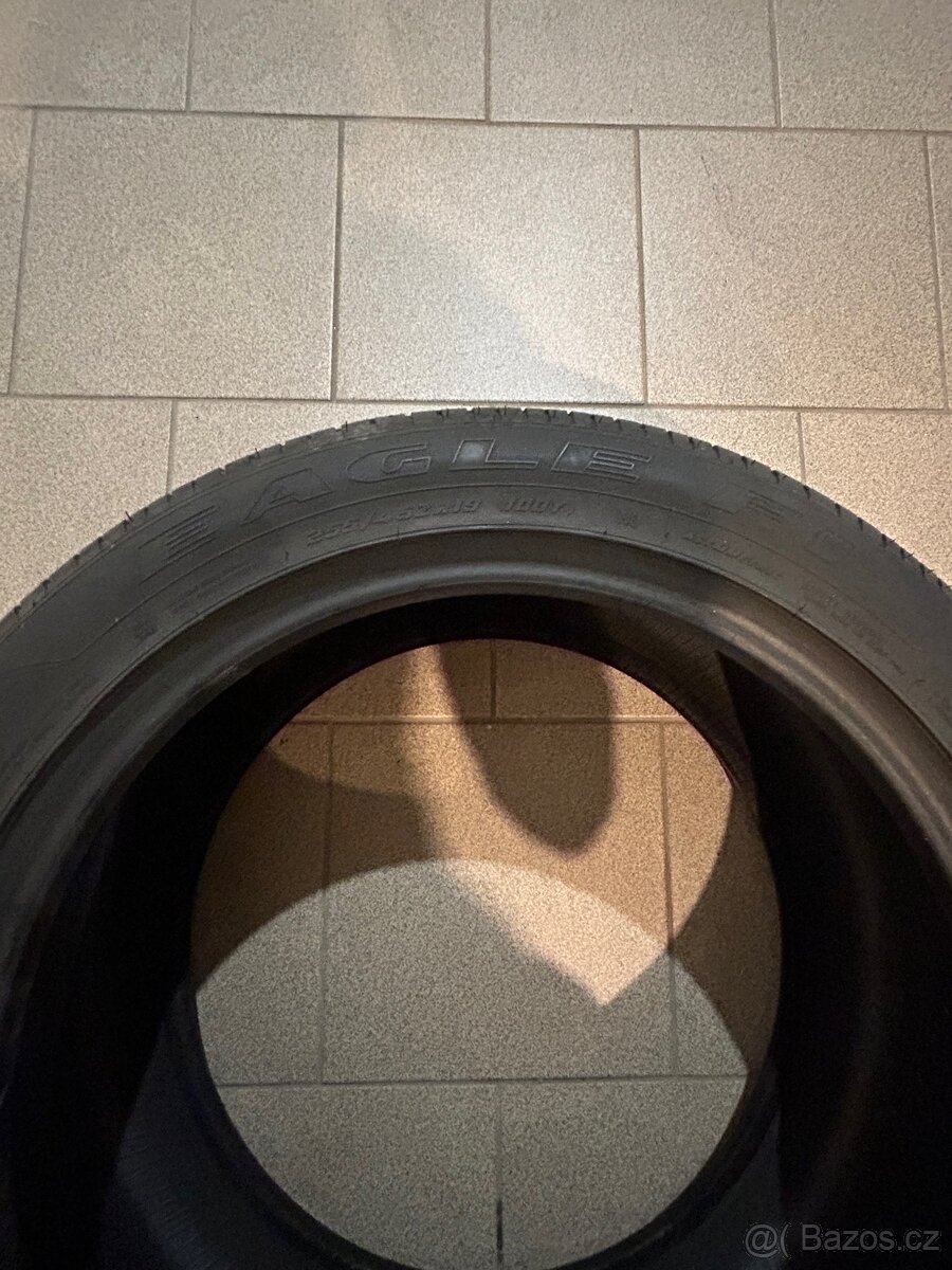 Good Year Eagle F1 255/45 Z R19 - 3