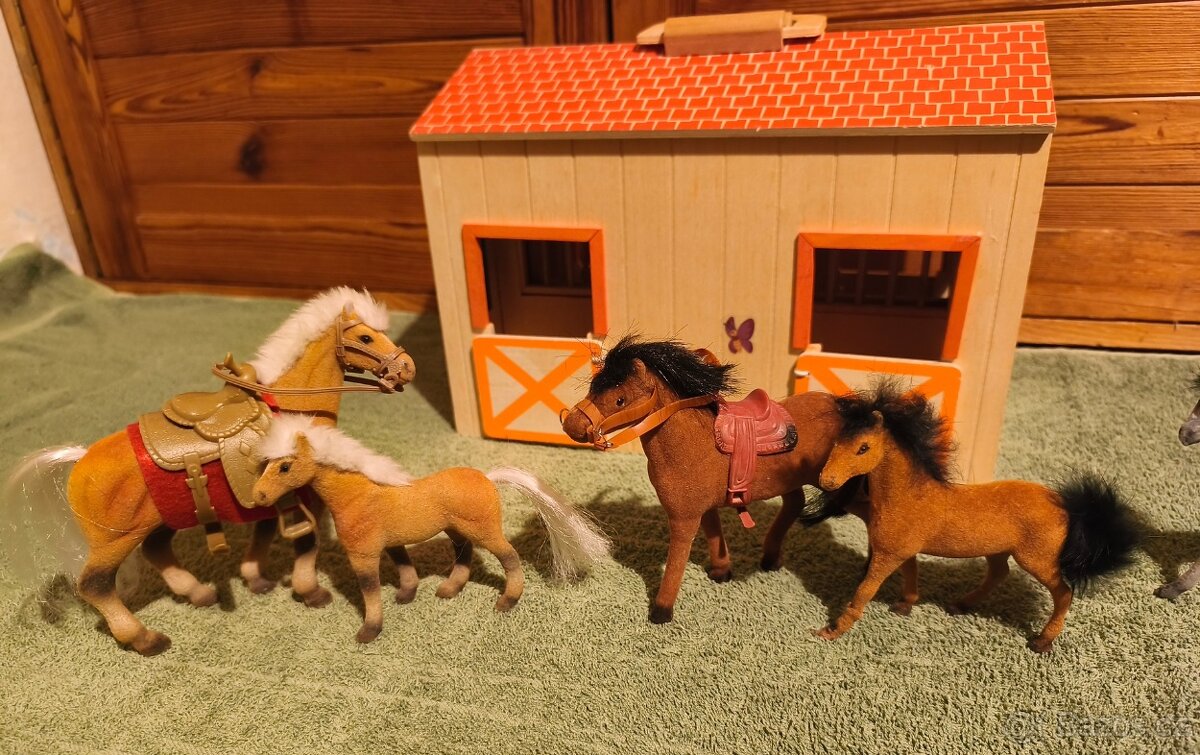 Dřevěná stáj Woody - kufřík - 3