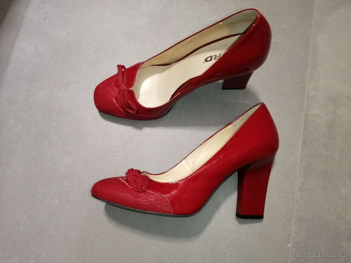 Červené lodičky - 3