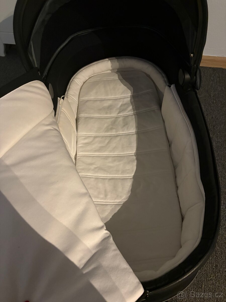 Hluboká korba Cybex priam - 3