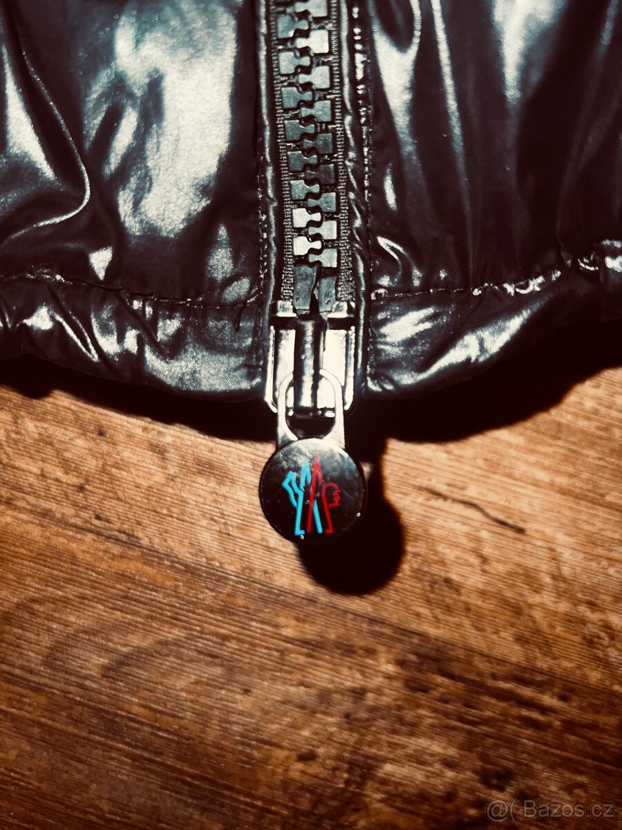 Prodám originální bundu Moncler - 3