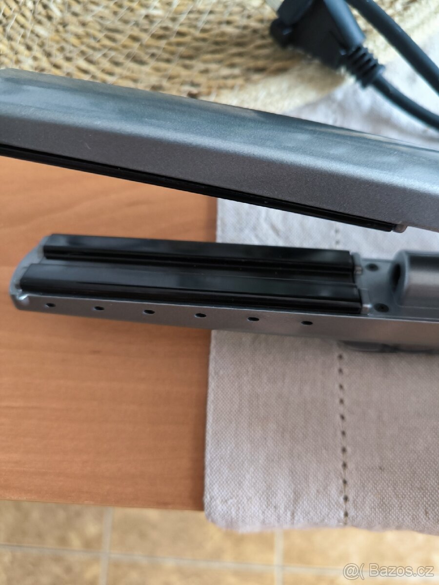 Parní žehlička na vlasy Babyliss pro - 3