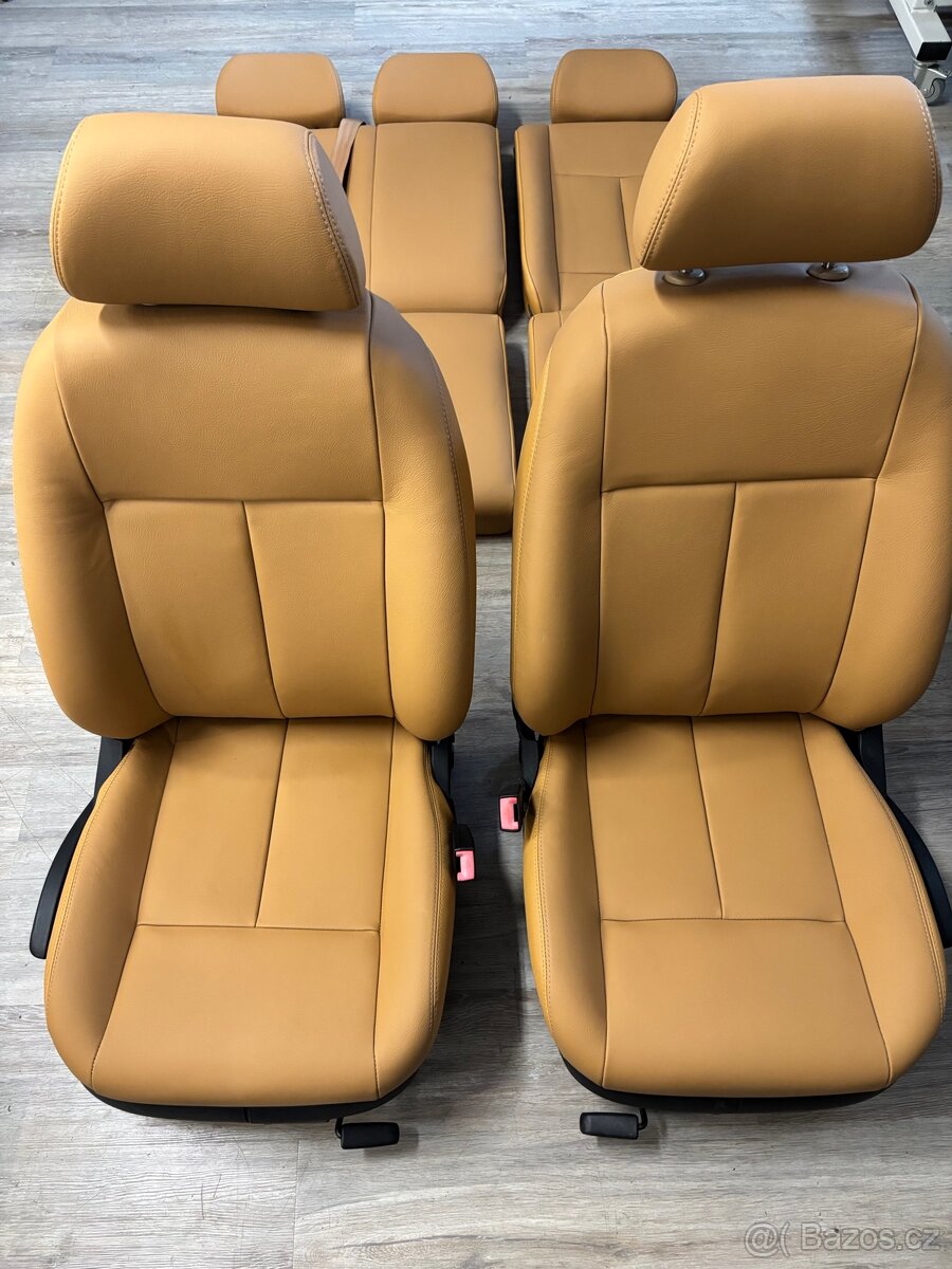 Škoda Octavia 1, Laurin a Klement - 3