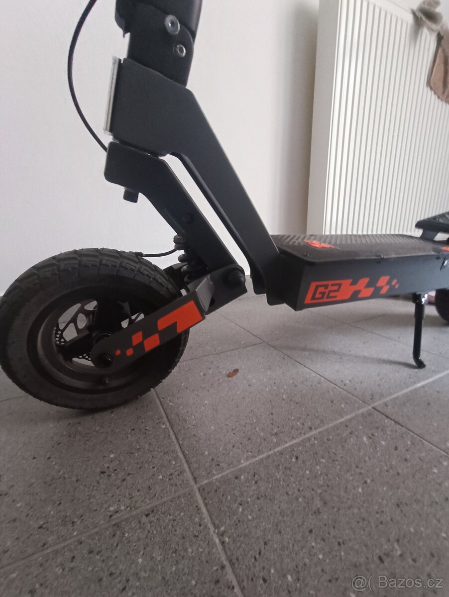 Elektrokoloběžka Kukirin G2 - 3