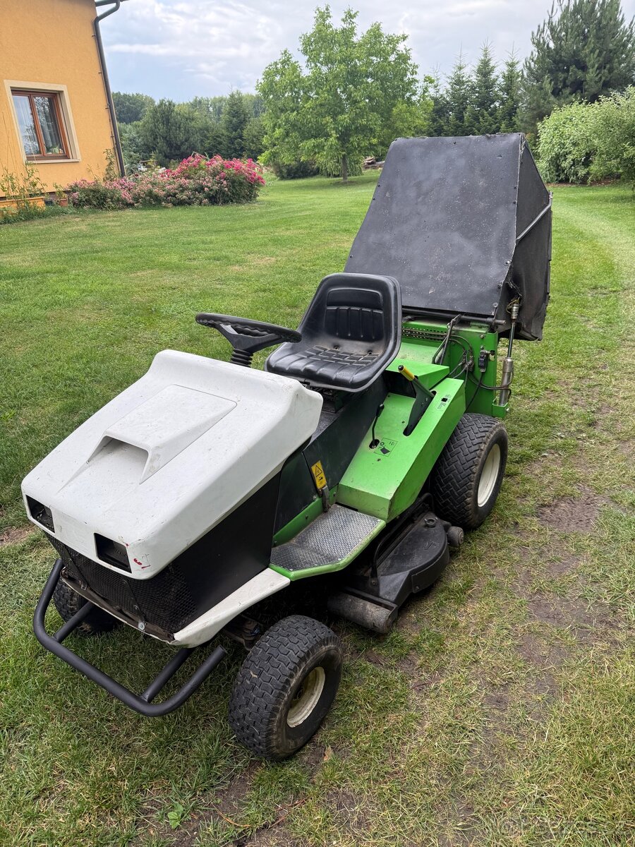 Prodám zahradní traktor Etesia - 3