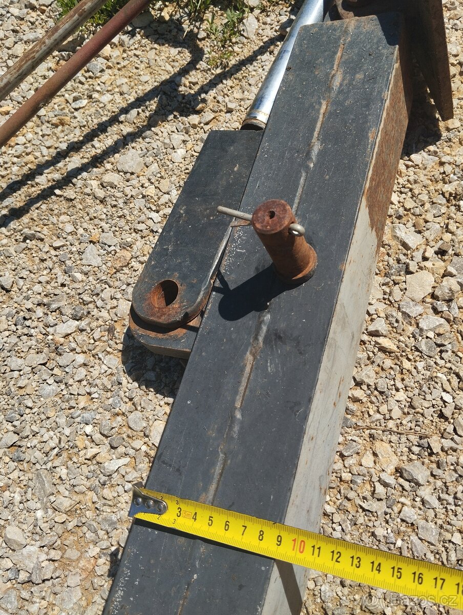 Podpěrná hydraulická noha - 3