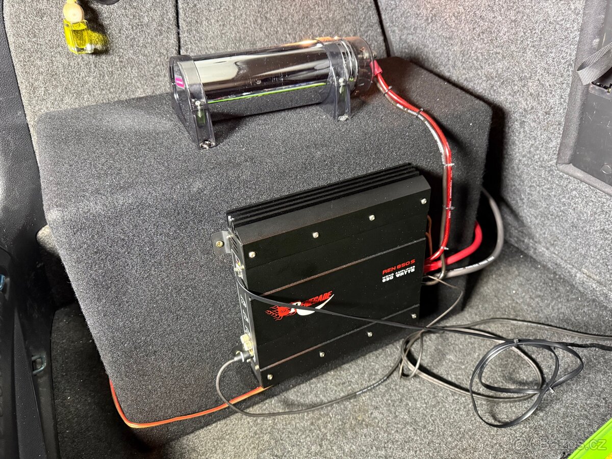 Auto audio, subwoofer JBL 12”, mono zesilovač Renegade - 3