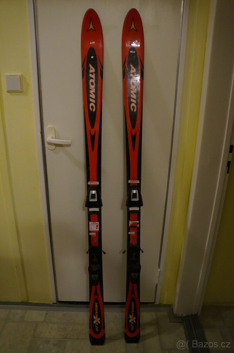 Carvingové lyže Atomic Megacarv XR 170 a 180 cm - 3