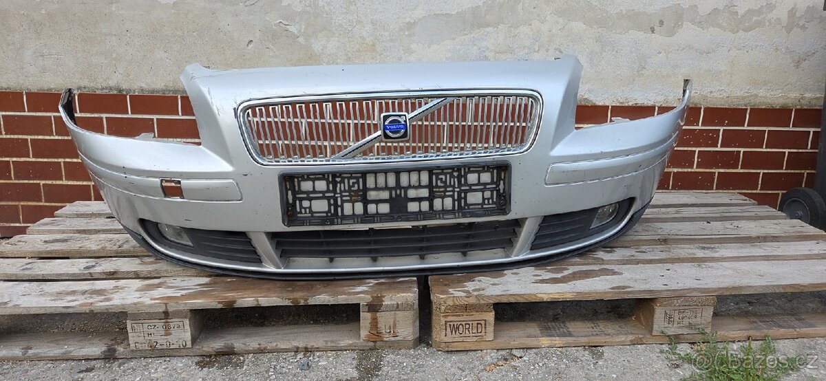 Volvo V50, přední nárazník, stříbrný - 3