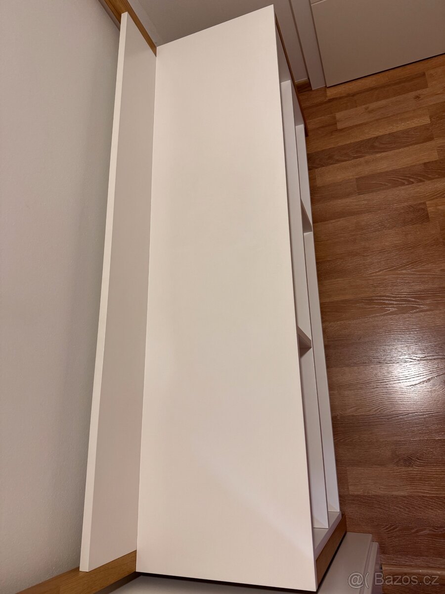 Volně stojící předsíňová stěna - 3